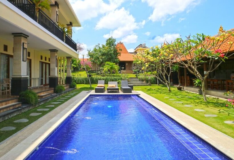 펜션 Damar Emas Guesthouse