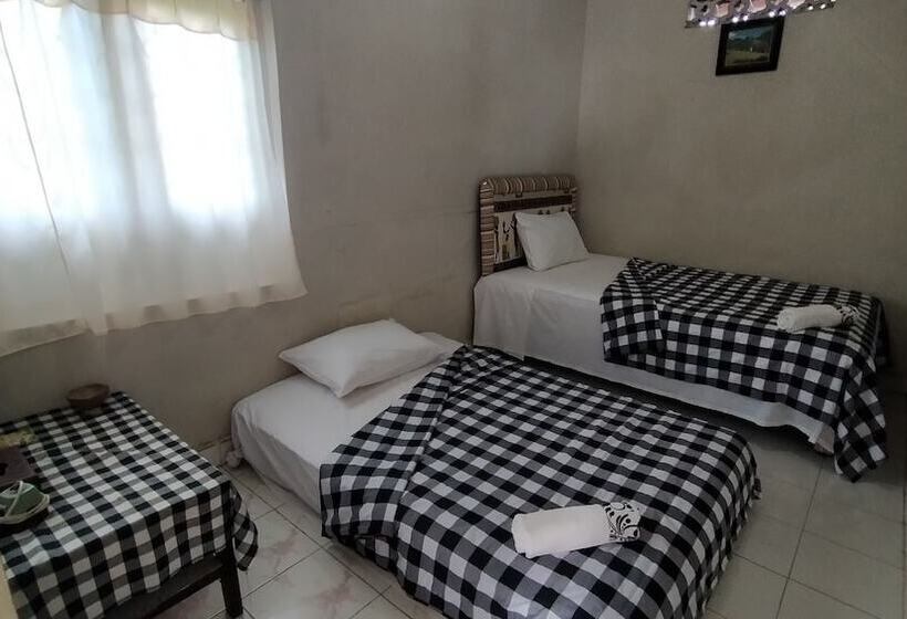 פנסיון Esa Di Kubu Homestay