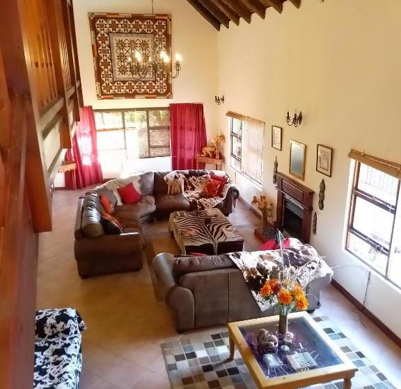 ペンション Happy Jackal