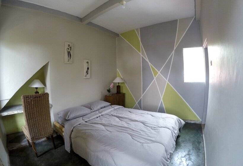 פנסיון Jro Maman Guest House   Adults Only