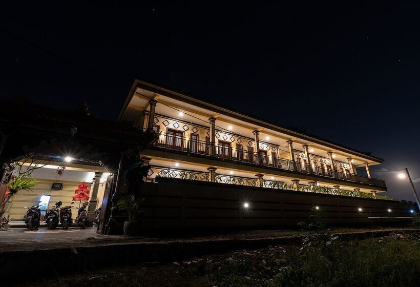 פנסיון Kusuma Guesthouse