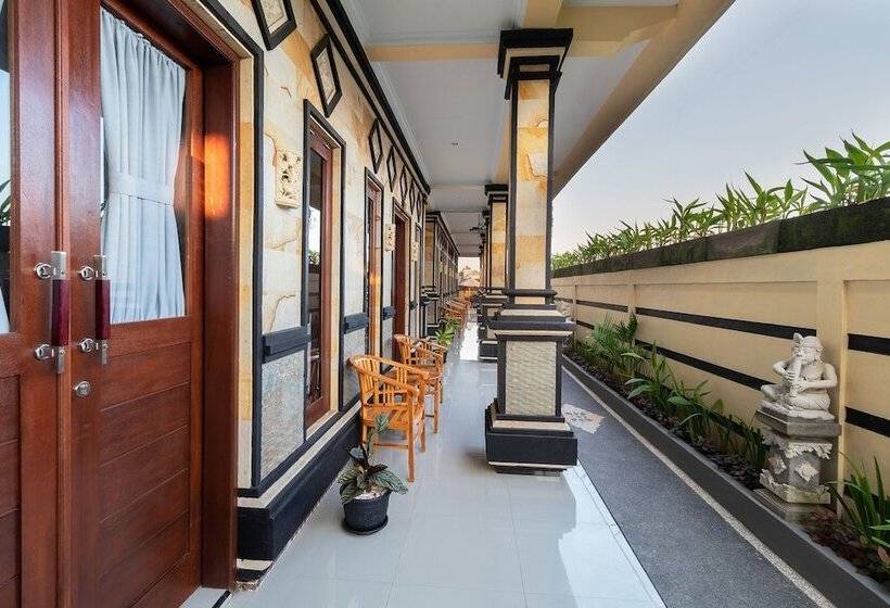 פנסיון Kusuma Guesthouse