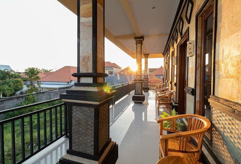 פנסיון Kusuma Guesthouse