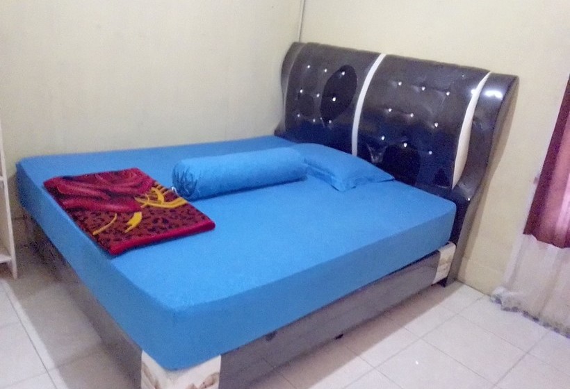 펜션 Simeulue Surf Guest House