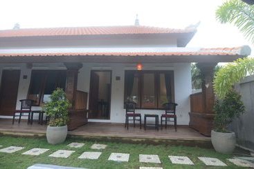 پانسیون Tegal Sari Guesthouse