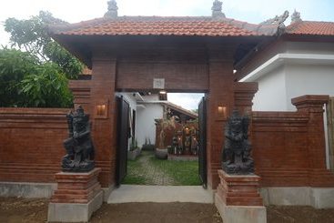 پانسیون Tegal Sari Guesthouse