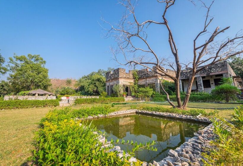 منتجع Ghanerao Jungle Lodge