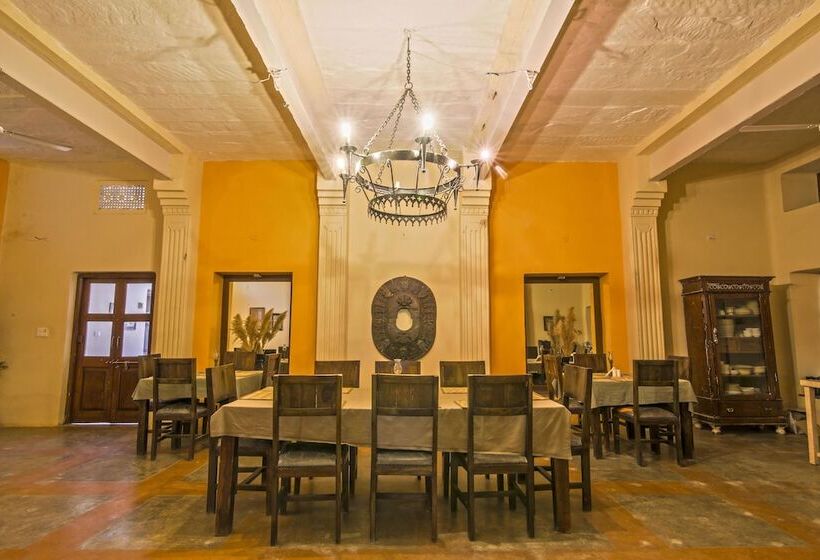 منتجع Ghanerao Jungle Lodge