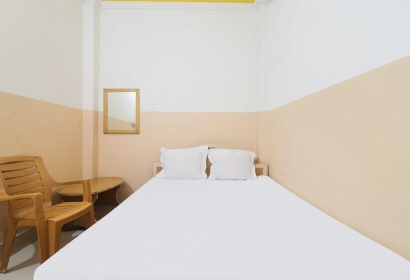 Spot On 60195 Hotel Rajvansh