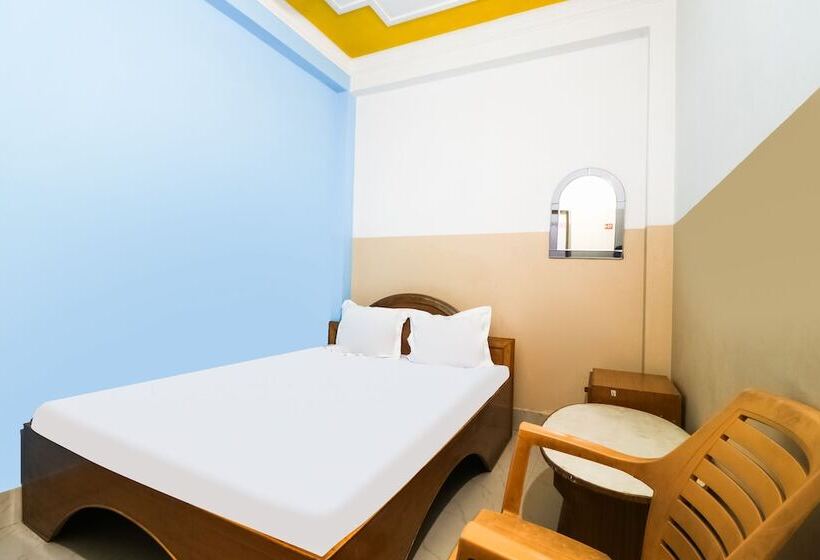 Spot On 60195 Hotel Rajvansh