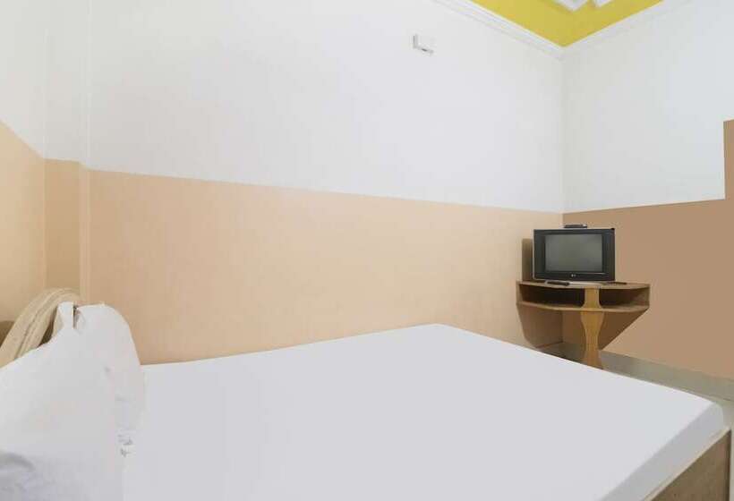 Spot On 60195 Hotel Rajvansh