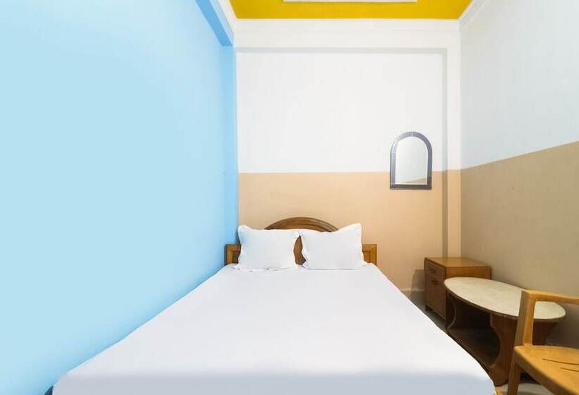 Spot On 60195 Hotel Rajvansh