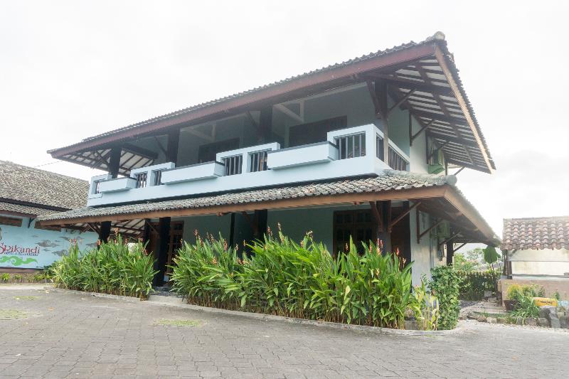 Srikandi Hotel By Oyo Rooms