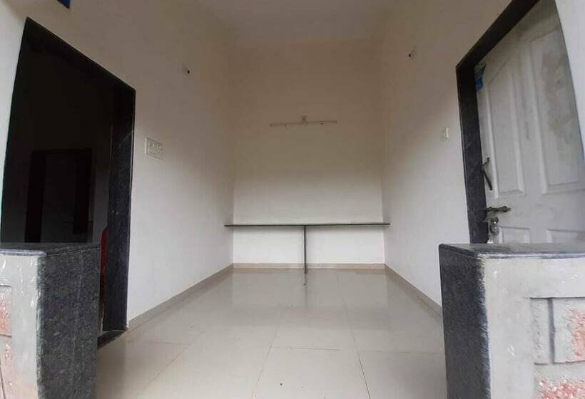 Aranya Kutir Resort   Hostel