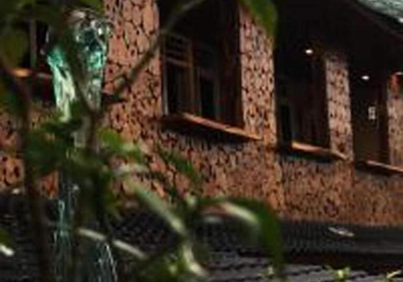 הוסטל Bulan Bali Guest House