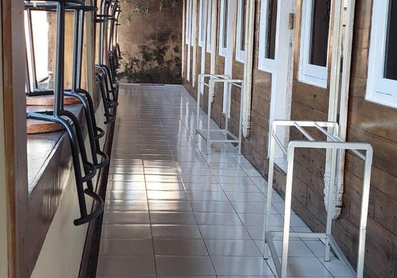 הוסטל Bulan Bali Guest House