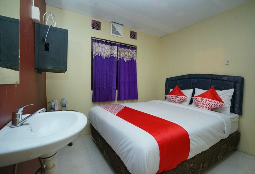 旅馆 Carina Hotel By Oyo Rooms