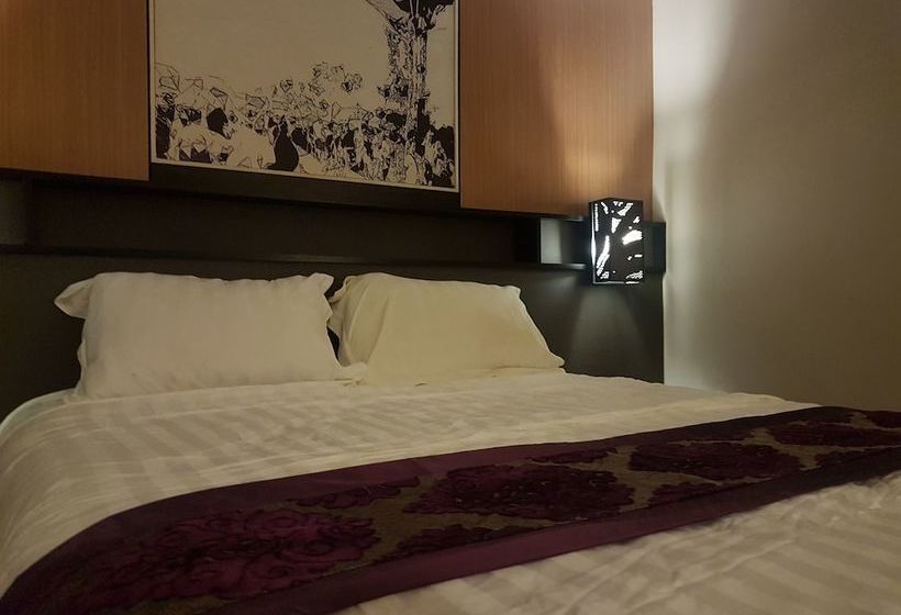 فندق صغير Ostin By Oyo Rooms