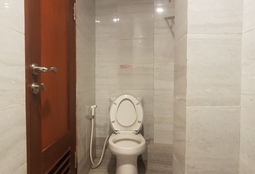 فندق صغير Ostin By Oyo Rooms