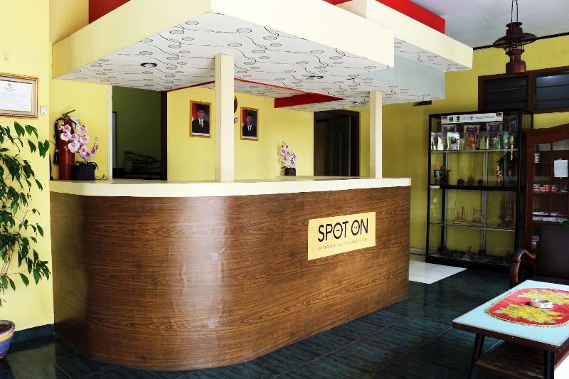 ユースホステル Spot On 1708 Hotel Budi Famili 1 Syariah