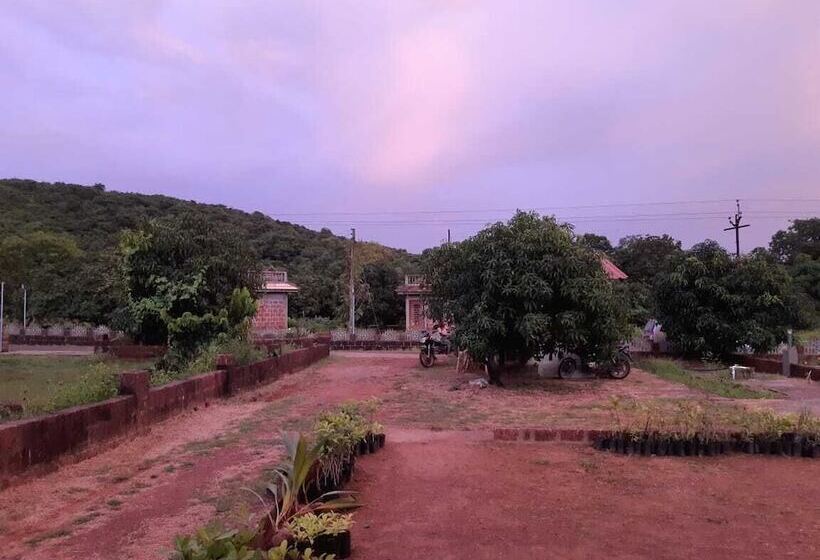 Aranya Kutir Resort   Hostel