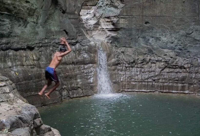 민박 Costa Beach Resort & Club