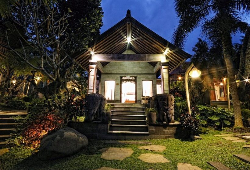 צימר Dukuh Sebatu Resort & Villa