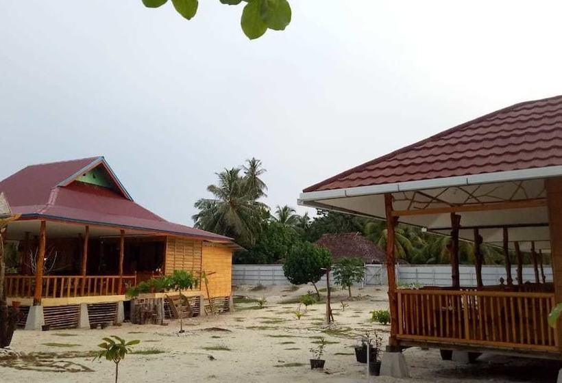 민박 Lances Right Villas Katiet