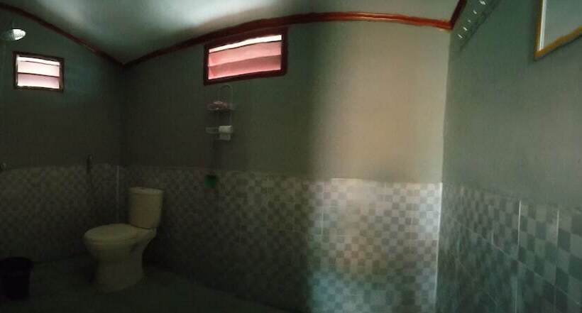 تختخواب و صبحانه Losmen Anugrah