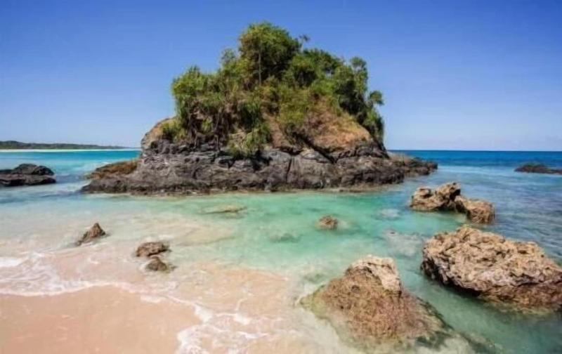 مبيت وإفطار Rua Beach Resort Sumba