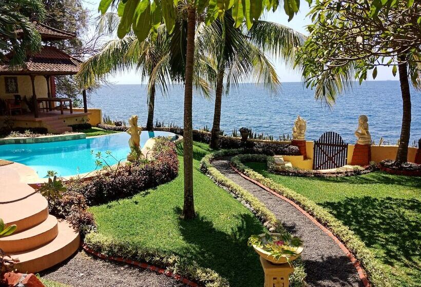 צימר Teluk Indah Beach & Pool Villa