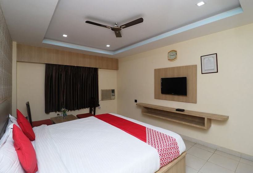 Dawat Hotel By Oyo Rooms