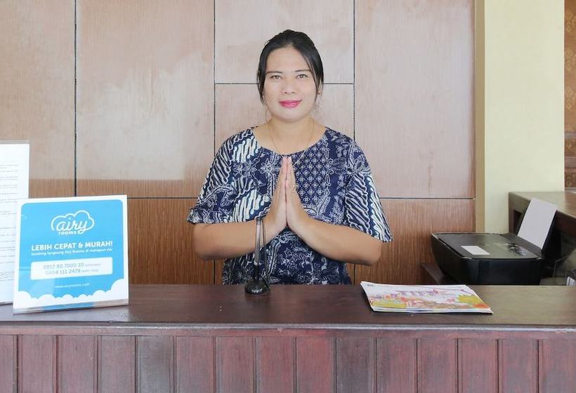 ホテル Airy Terminal Beriman Tomohon