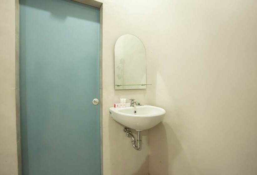 فندق Apple By Oyo Rooms