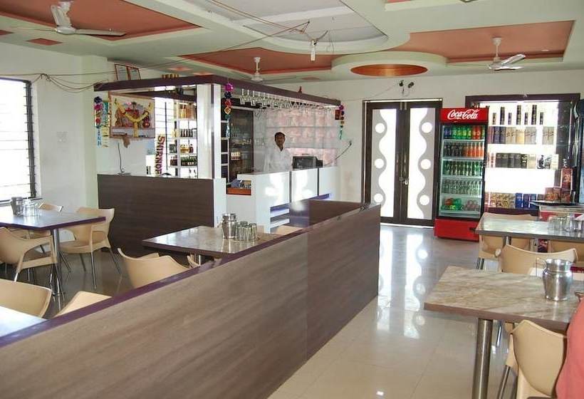 酒店 Ashoka Residency
