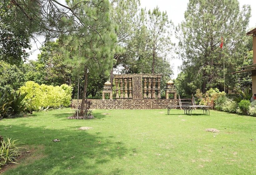 בית מלון כפרי Blue Lotus Club And Resorts By Oyo Rooms