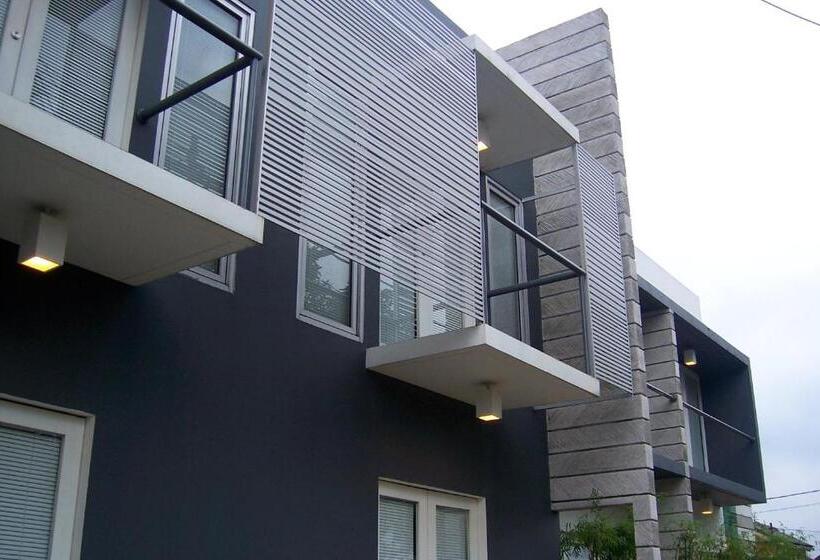 فندق Flat06. Cipete