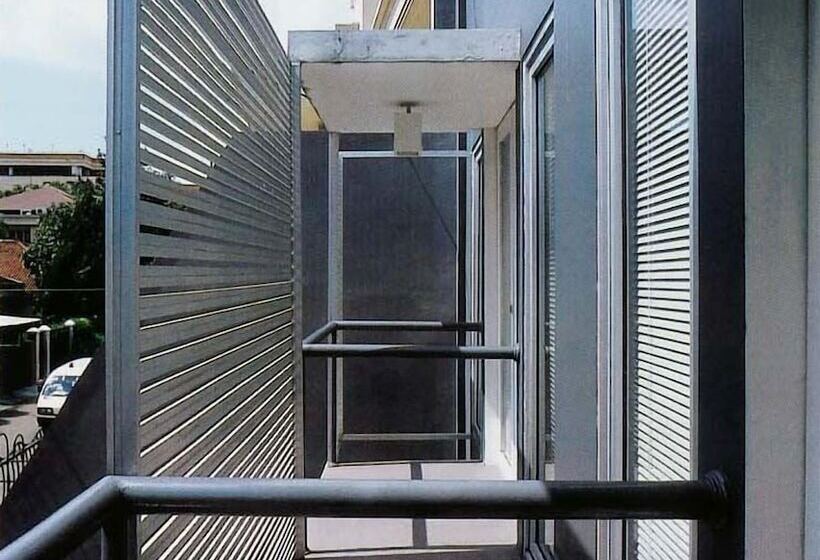 فندق Flat06. Cipete