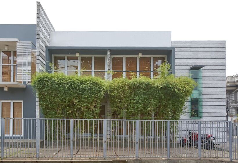 فندق Flat06. Cipete