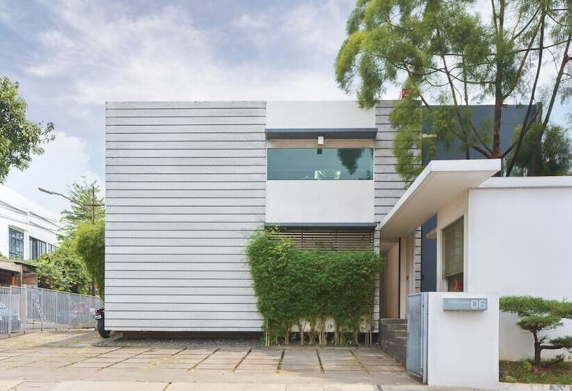 فندق Flat06. Cipete