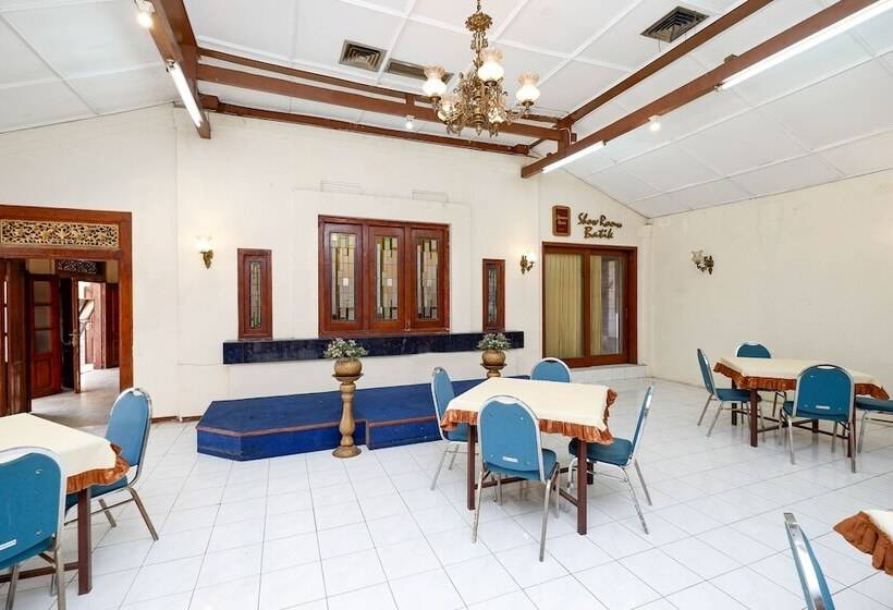 בית מלון כפרי Griya Kencana By Oyo Rooms