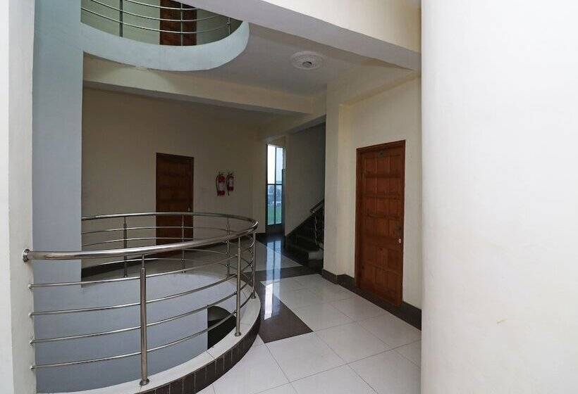 فندق Heaven Heights By Oyo Rooms