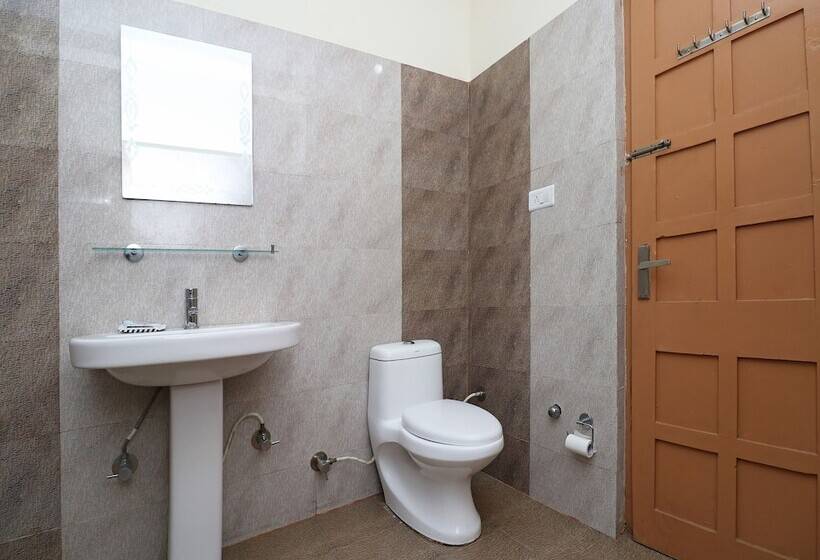 فندق Heaven Heights By Oyo Rooms