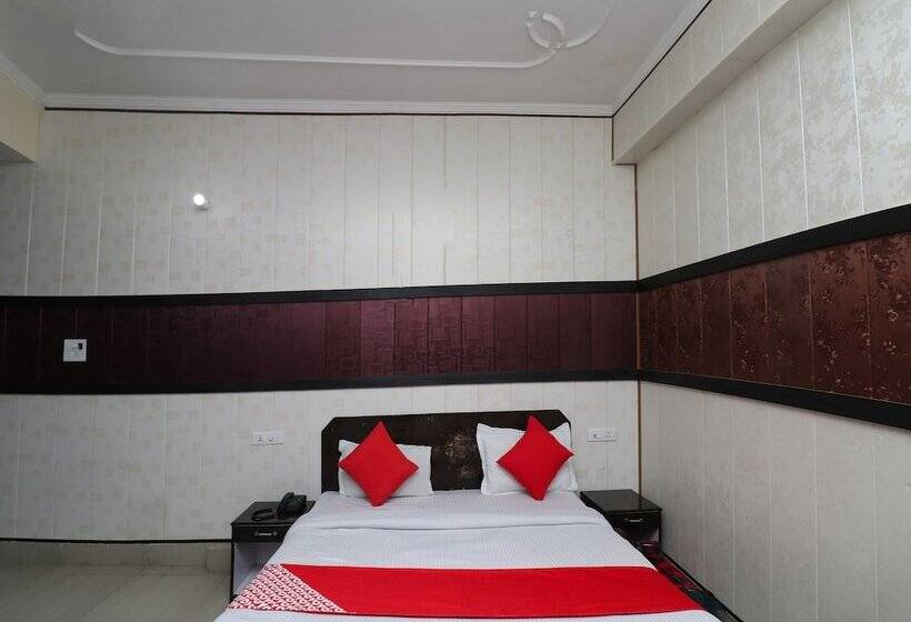 فندق Heaven Heights By Oyo Rooms