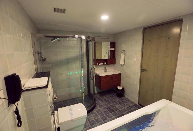 Humming Bird Hotel & Banquet