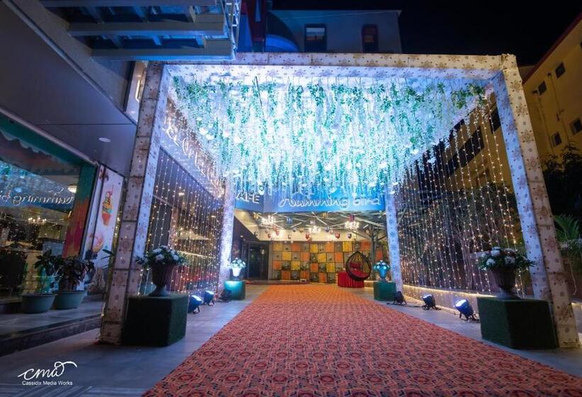 Humming Bird Hotel & Banquet