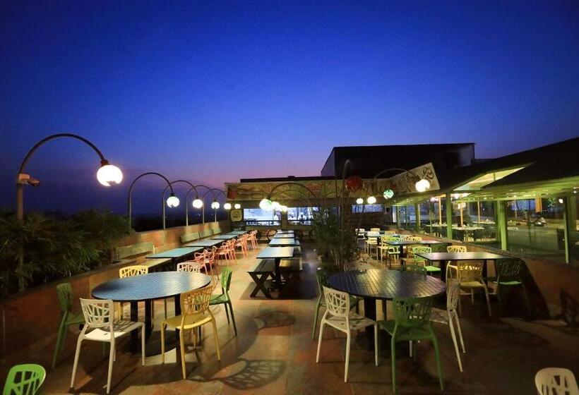 Humming Bird Hotel & Banquet