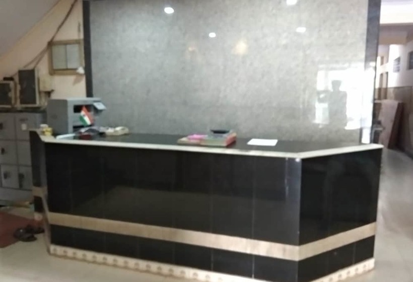 בית מלון כפרי Iroomz  Sagar Deluxe