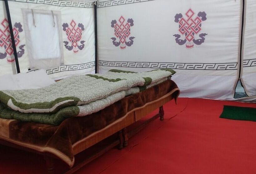 فندق Jispa Journeys Campsite