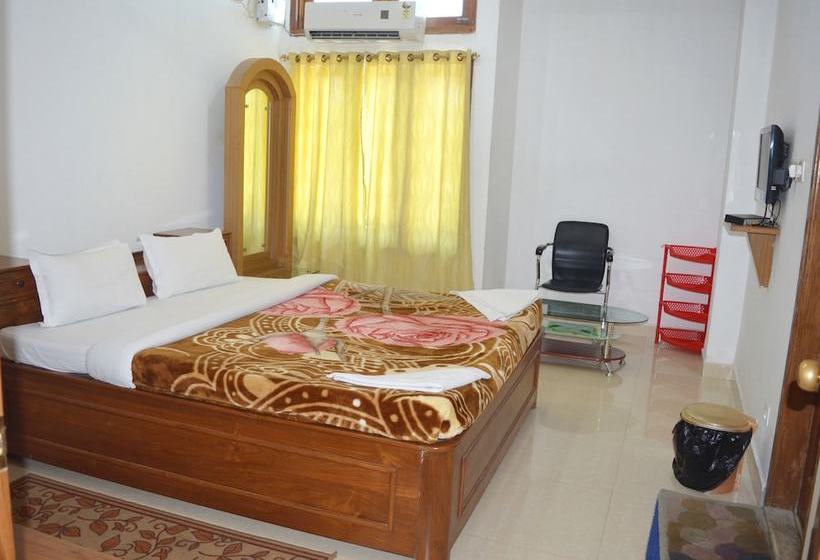 فندق Kaziranga Continental